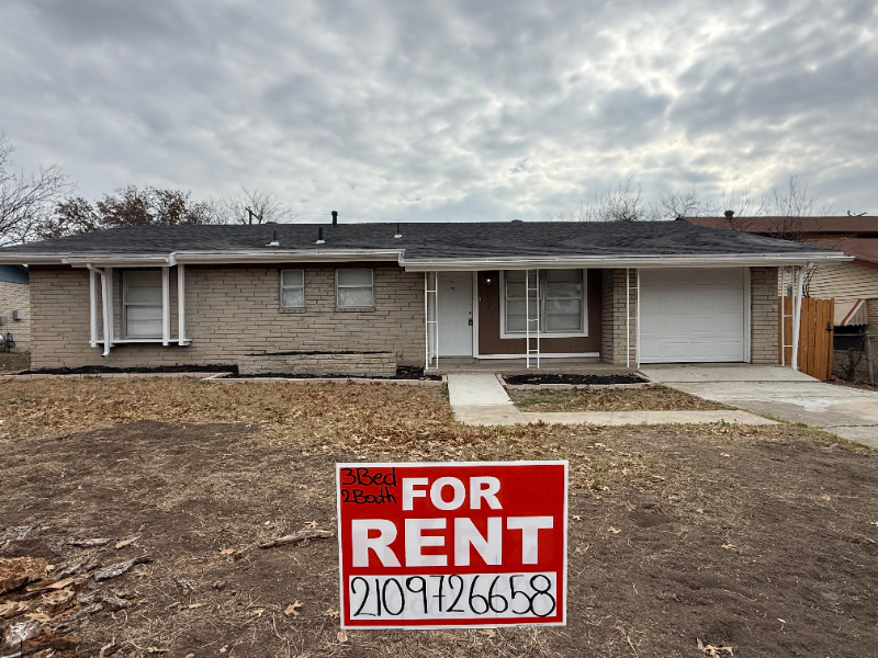 4410 Moana Dr - Photo 2 of 18