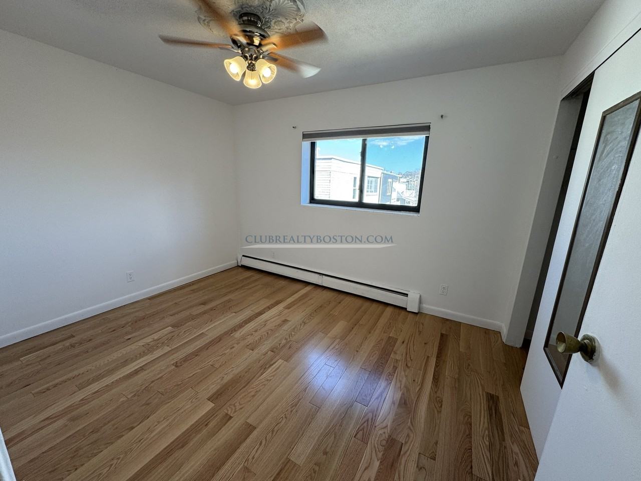 530 Washington St #22 - Photo 2 of 16