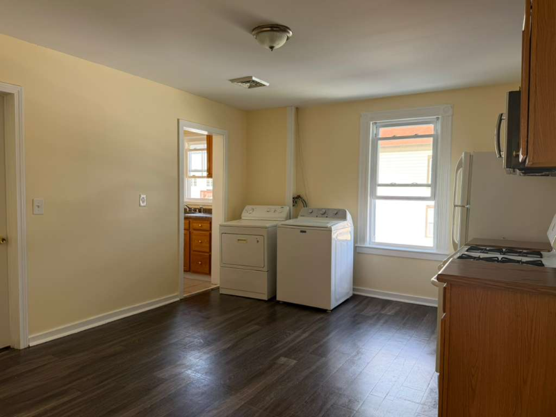 195 Ludlam St #2 - Photo 3 of 8