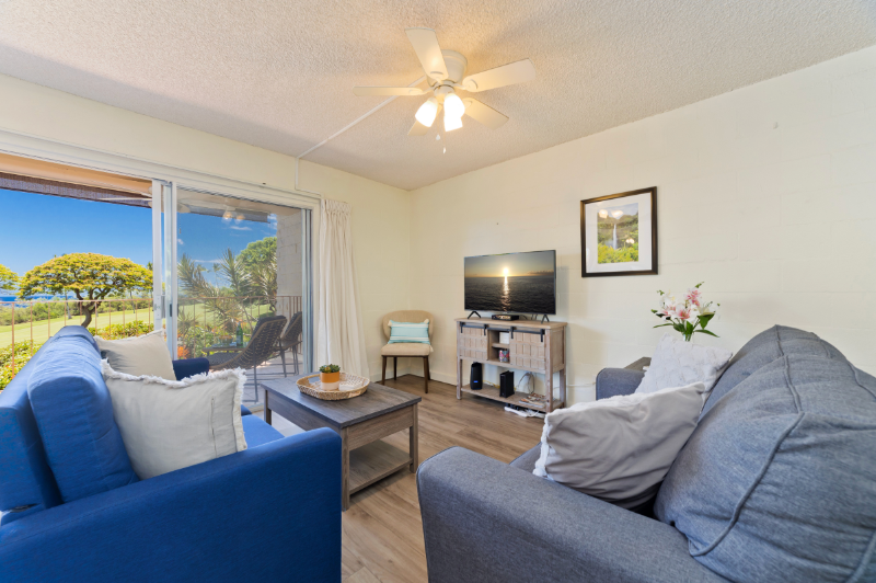 78-7030 Alii Dr #405 - Photo 6 of 20