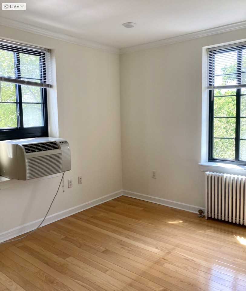 Brattle St - Photo 2 of 12