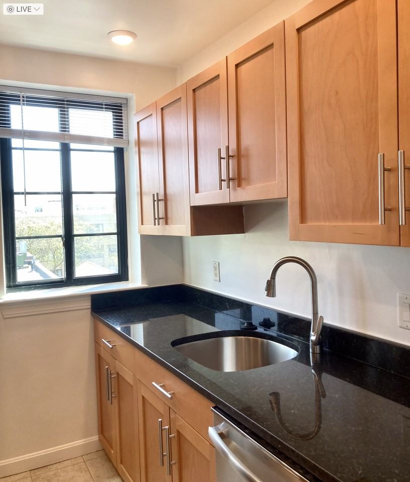 Brattle St - Photo 4 of 12