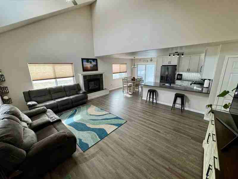 4526 N Ryder Dr - Photo 2 of 17