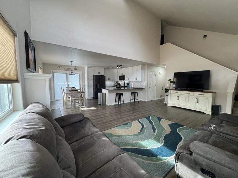 4526 N Ryder Dr - Photo 4 of 17