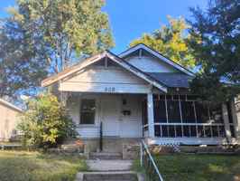 featured image of 328 Prospect St