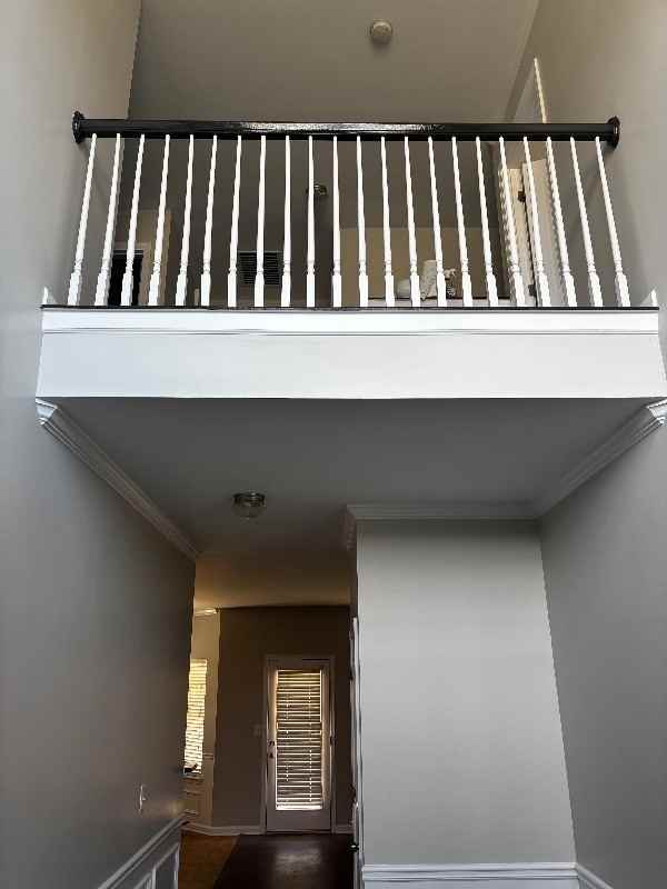 2596 Leland Dr - Photo 2 of 9