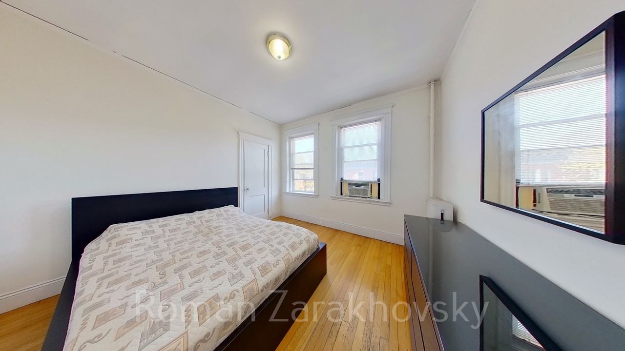 42 Strathmore Rd #33A - Photo 7 of 32