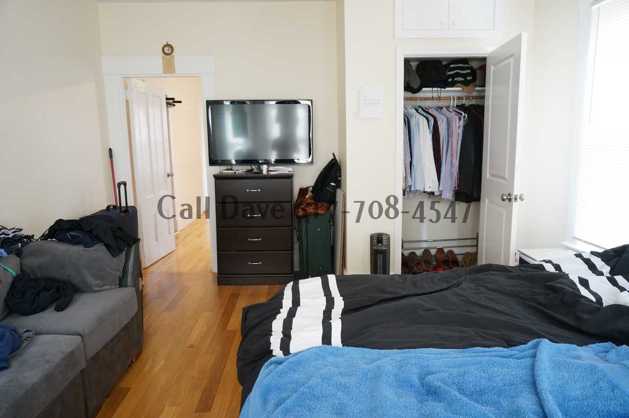 72 Strathmore Rd #4B - Photo 3 of 12