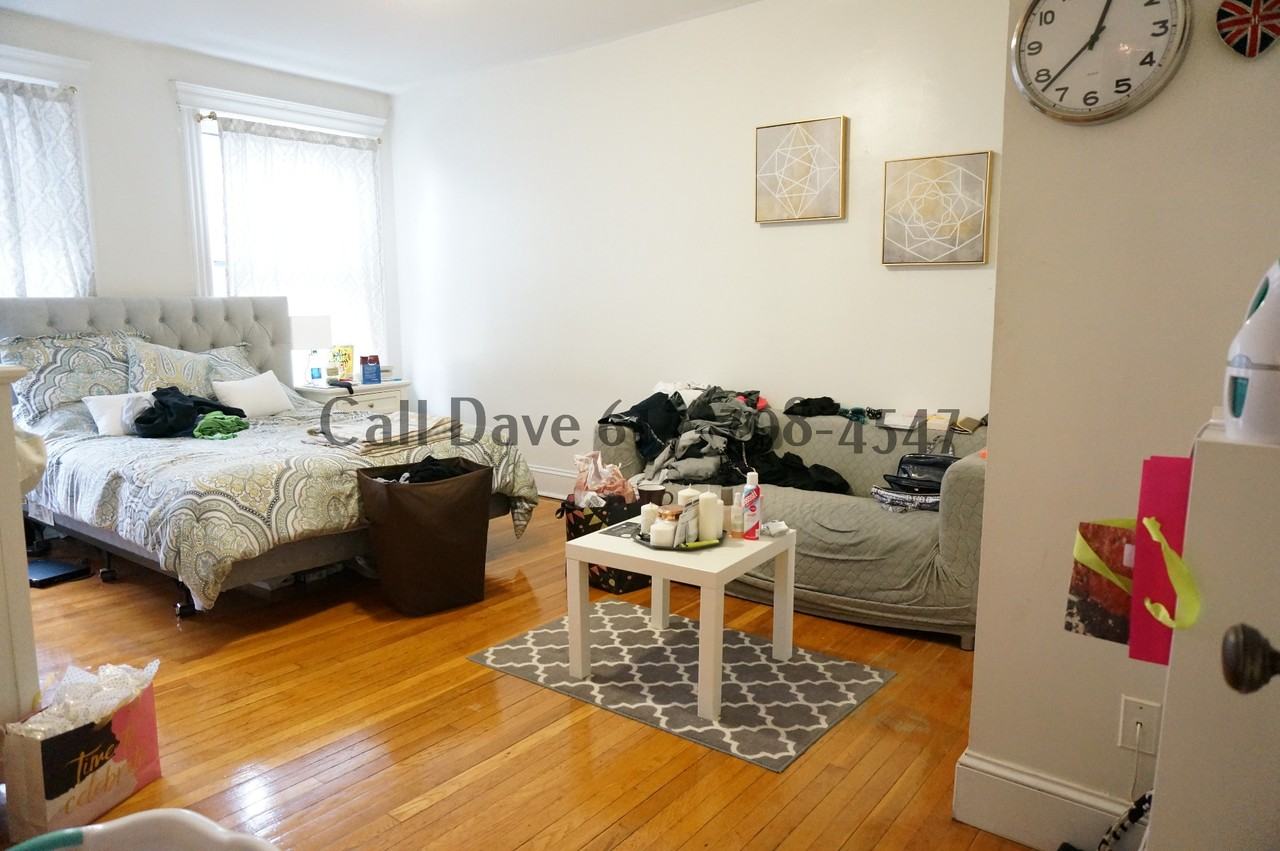 72 Strathmore Rd #4B - Photo 7 of 12