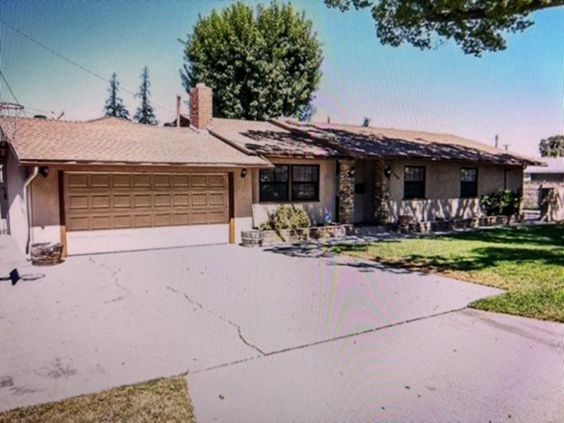 11639 Hallwood Dr - Photo 2 of 15