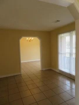 6230 Valencia Dr - Photo 3 of 14