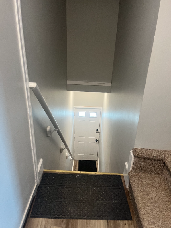 54 Village St - Photo 2 of 10