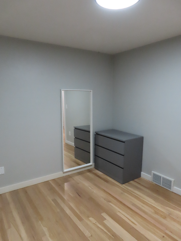 17904, 1St Ave Ne - Photo 3 of 18