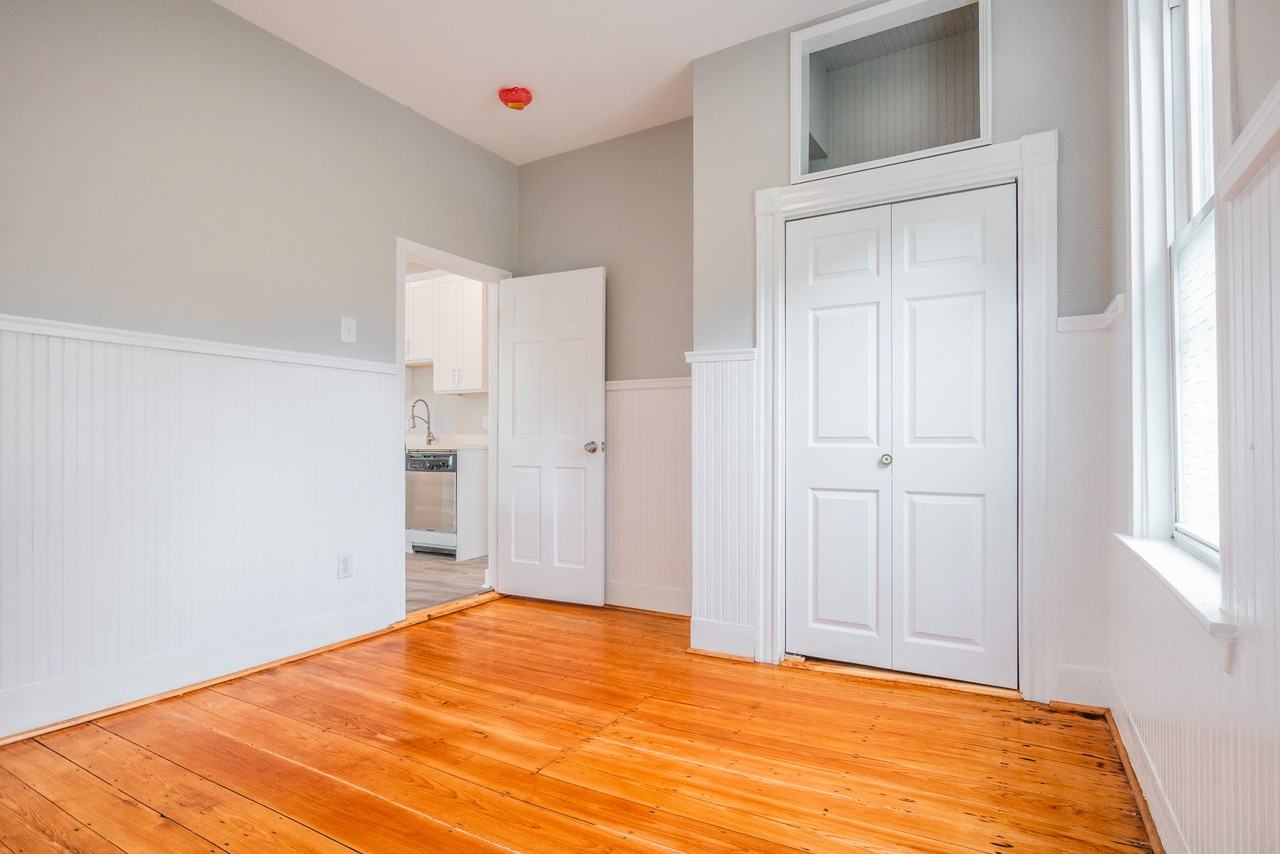 16 Rossmore Rd #1 - Photo 7 of 8