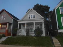 featured image of 926 S 35th St