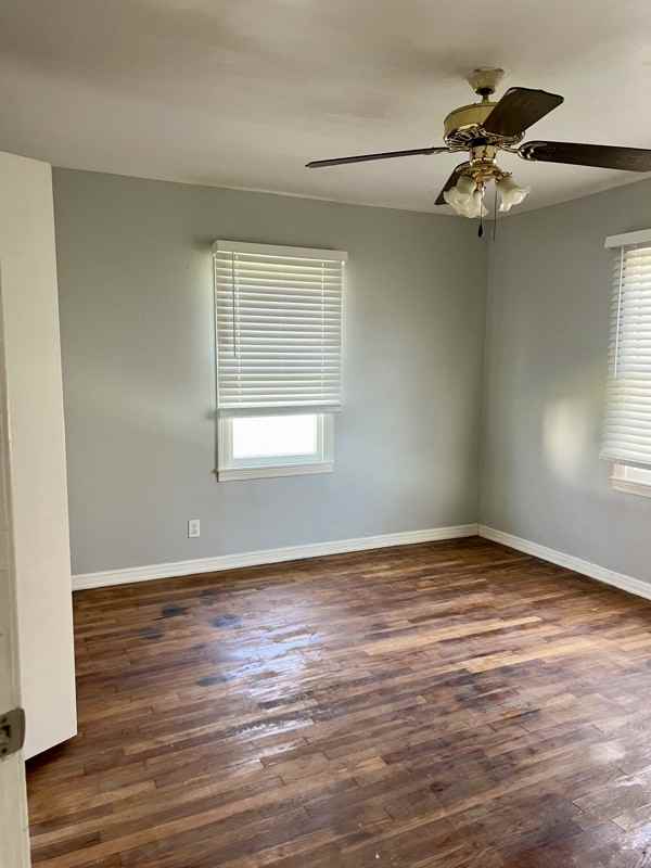 901 Ave C Valley Mills Tx - Photo 3 of 10