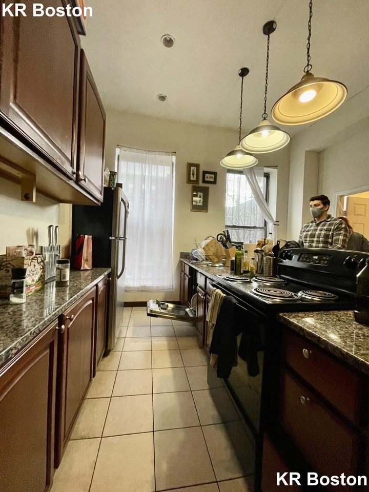 Massachusetts Ave. & Washington St. #1 - Photo 2 of 17