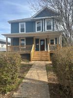 featured image of 1304 Floyd St