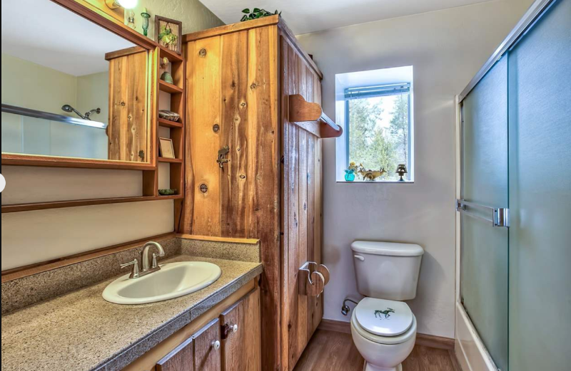 11540 Deerfield Dr - Photo 3 of 8