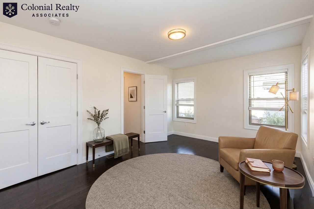 39 Harvard St #1 - Photo 3 of 16