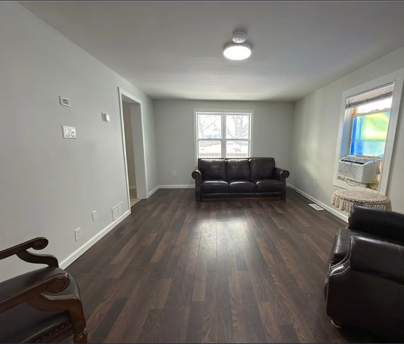 9 Sw 9th St - Photo 3 of 12