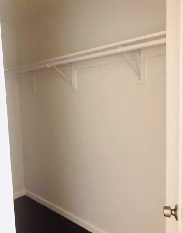 14643 Chatsworth St - Photo 6 of 10