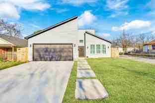 4621 Collins Ave - Photo 1 of 1