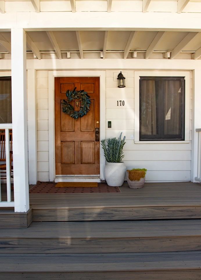 170 N Arnaz St - Photo 3 of 20