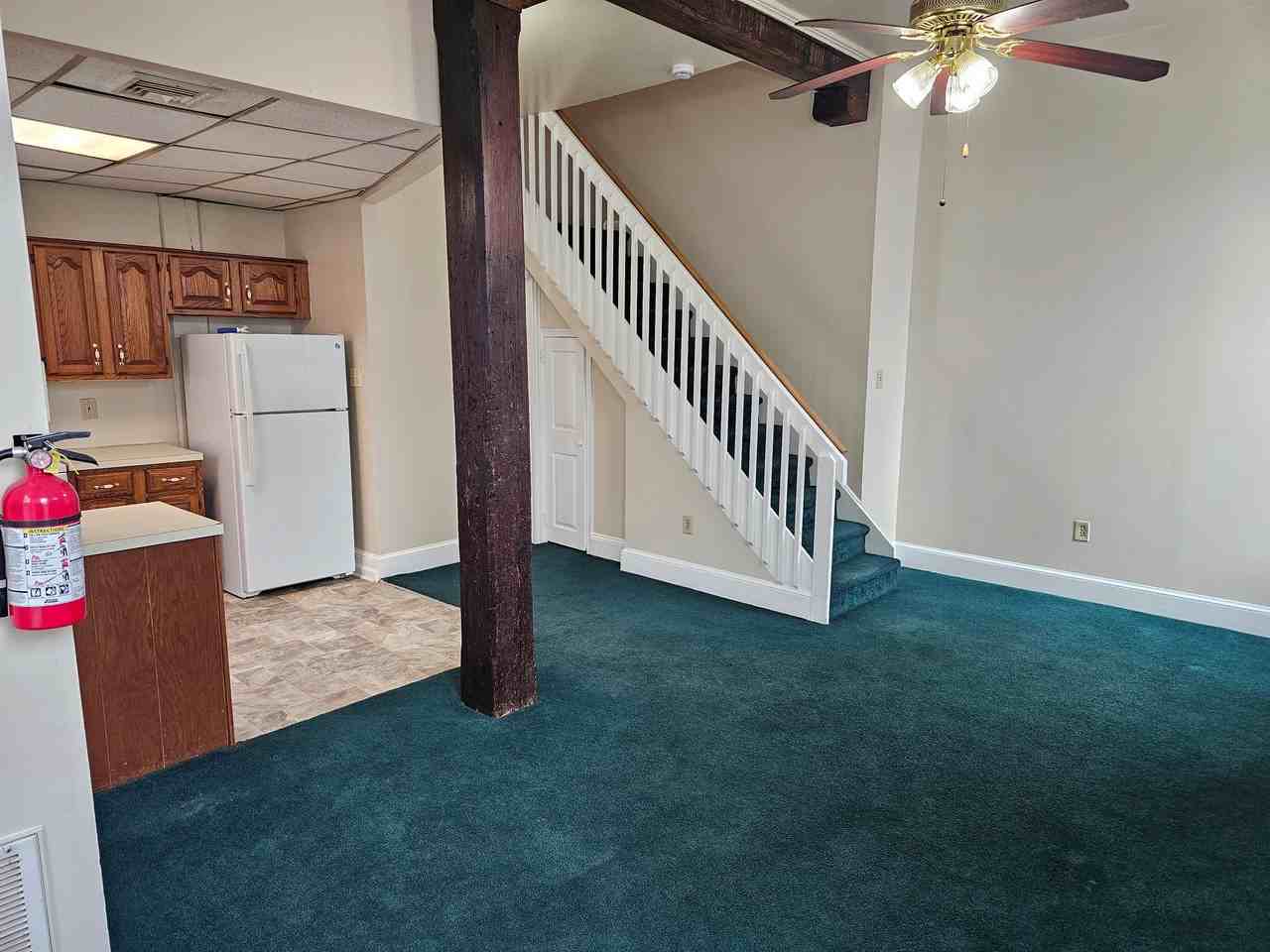 160 N York St - Photo 2 of 17