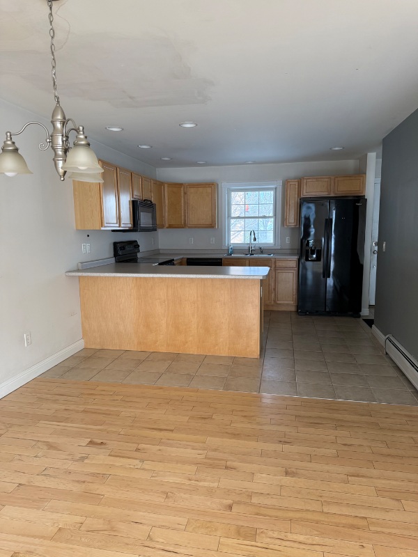 11A Leclair St #A - Photo 3 of 8