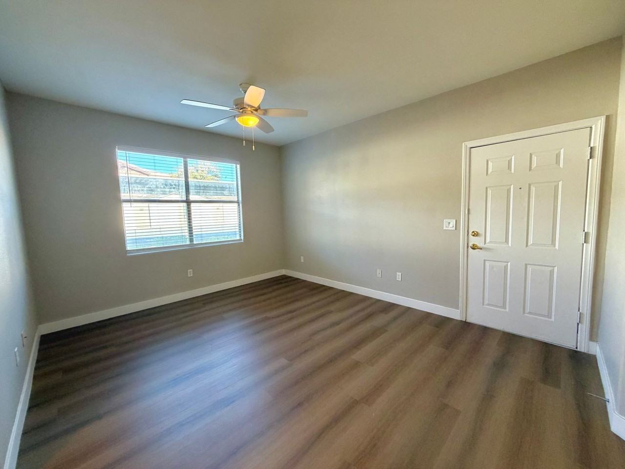 8000 W Badura Ave #1112 - Photo 4 of 31