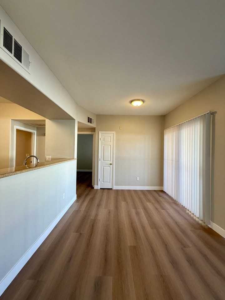 8000 W Badura Ave #1112 - Photo 5 of 31