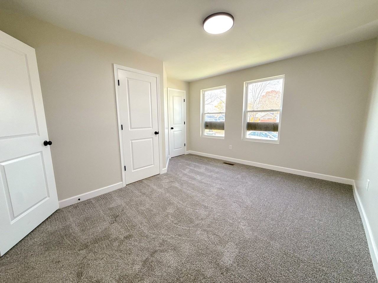 2372 Howey Rd - Photo 5 of 29