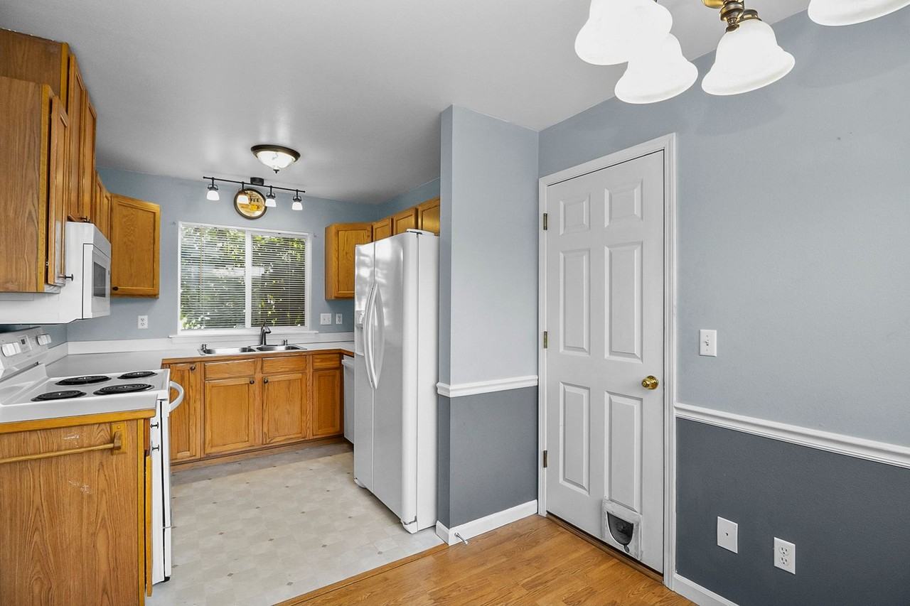 801 W Main St #A - Photo 2 of 11