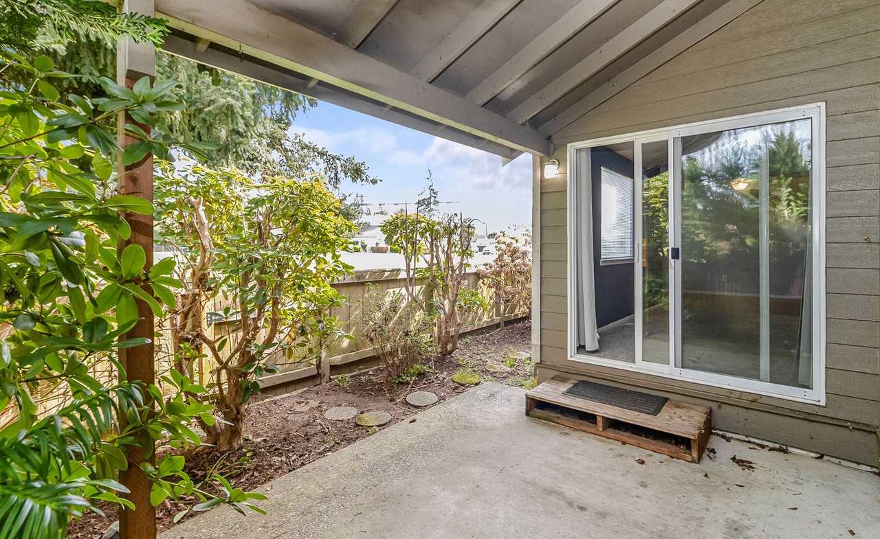 801 W Main St #A - Photo 5 of 11