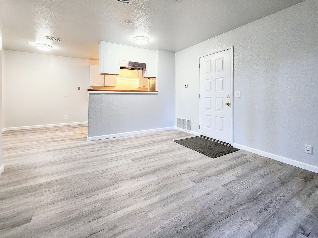 8201 Camino Colegio #31 - Photo 7 of 14