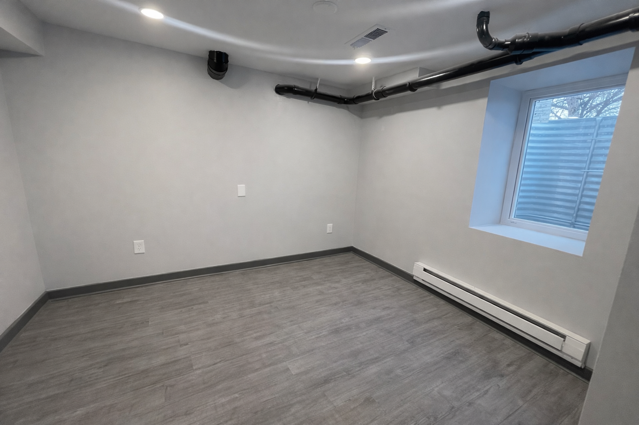 1758 Blair Ave - Photo 4 of 20