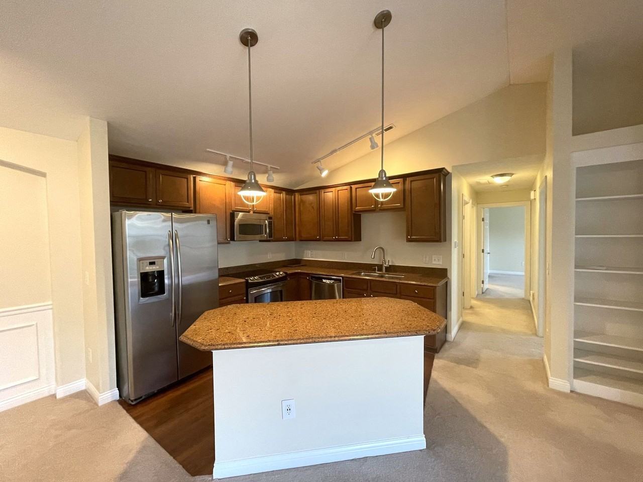 5615 Frawley Dr - Photo 4 of 20