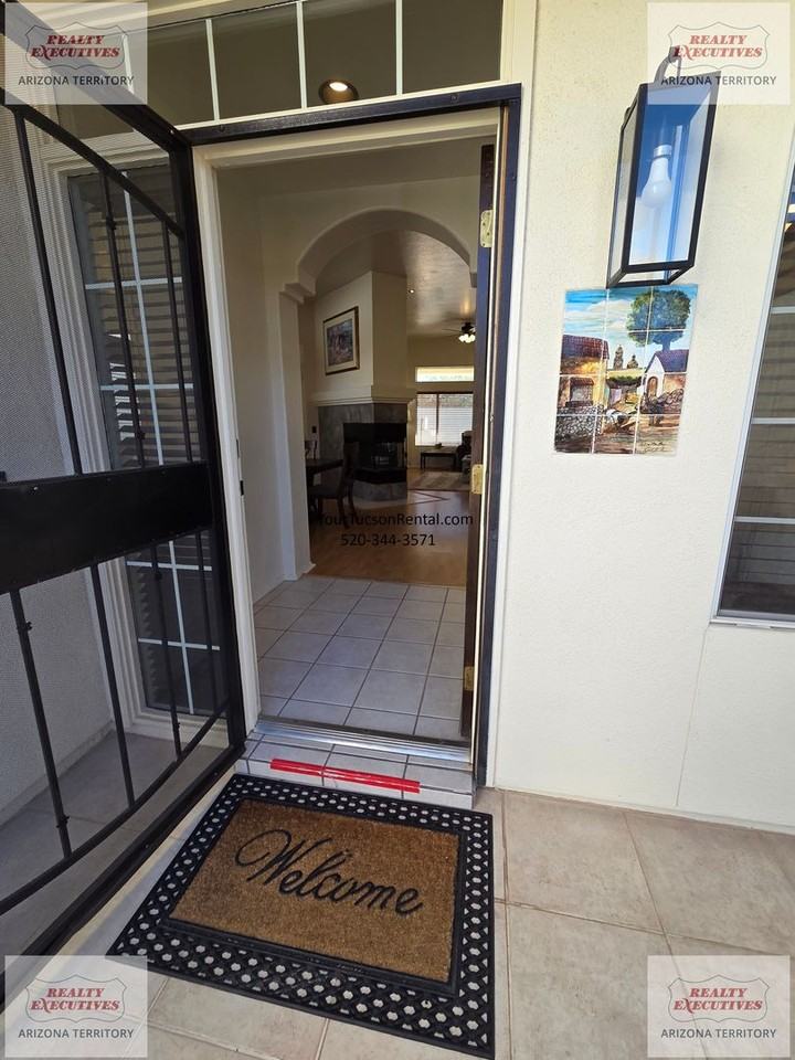 2450 N Quesnel Loop - Photo 5 of 50