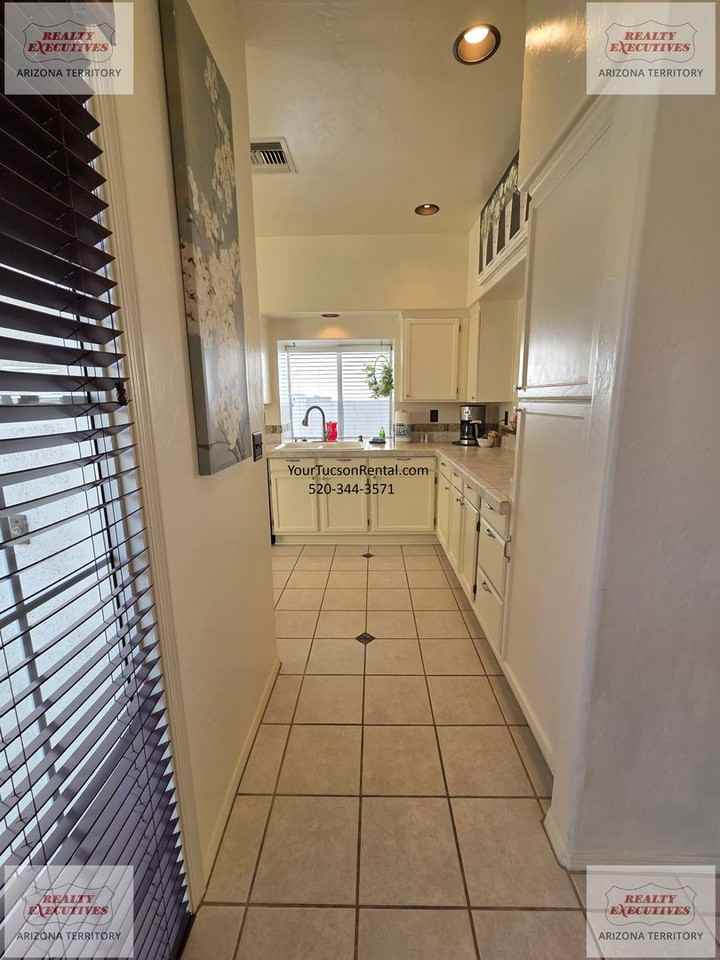 2450 N Quesnel Loop - Photo 6 of 50