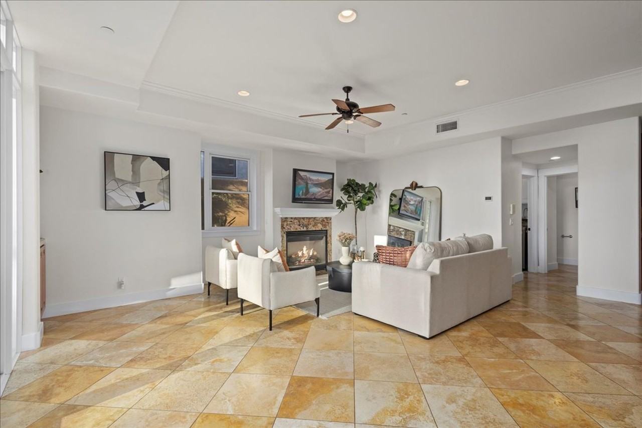 411 Orange Ave #1 - Photo 5 of 43