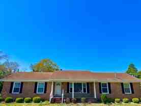 639 N College Rd - Photo 1 of 1