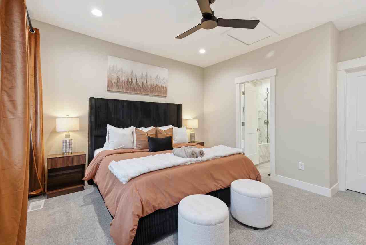 1562 E St #107 - Photo 6 of 13