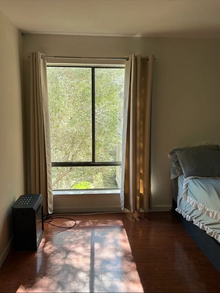 460 N Civic Dr - Photo 3 of 14