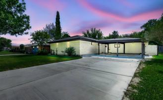 2113 21st Ave N - Photo 1 of 1