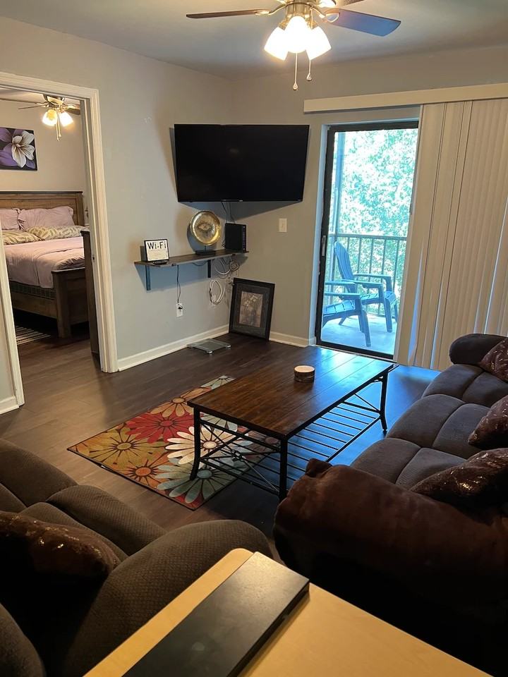 500 Windsong Cir - Photo 3 of 14