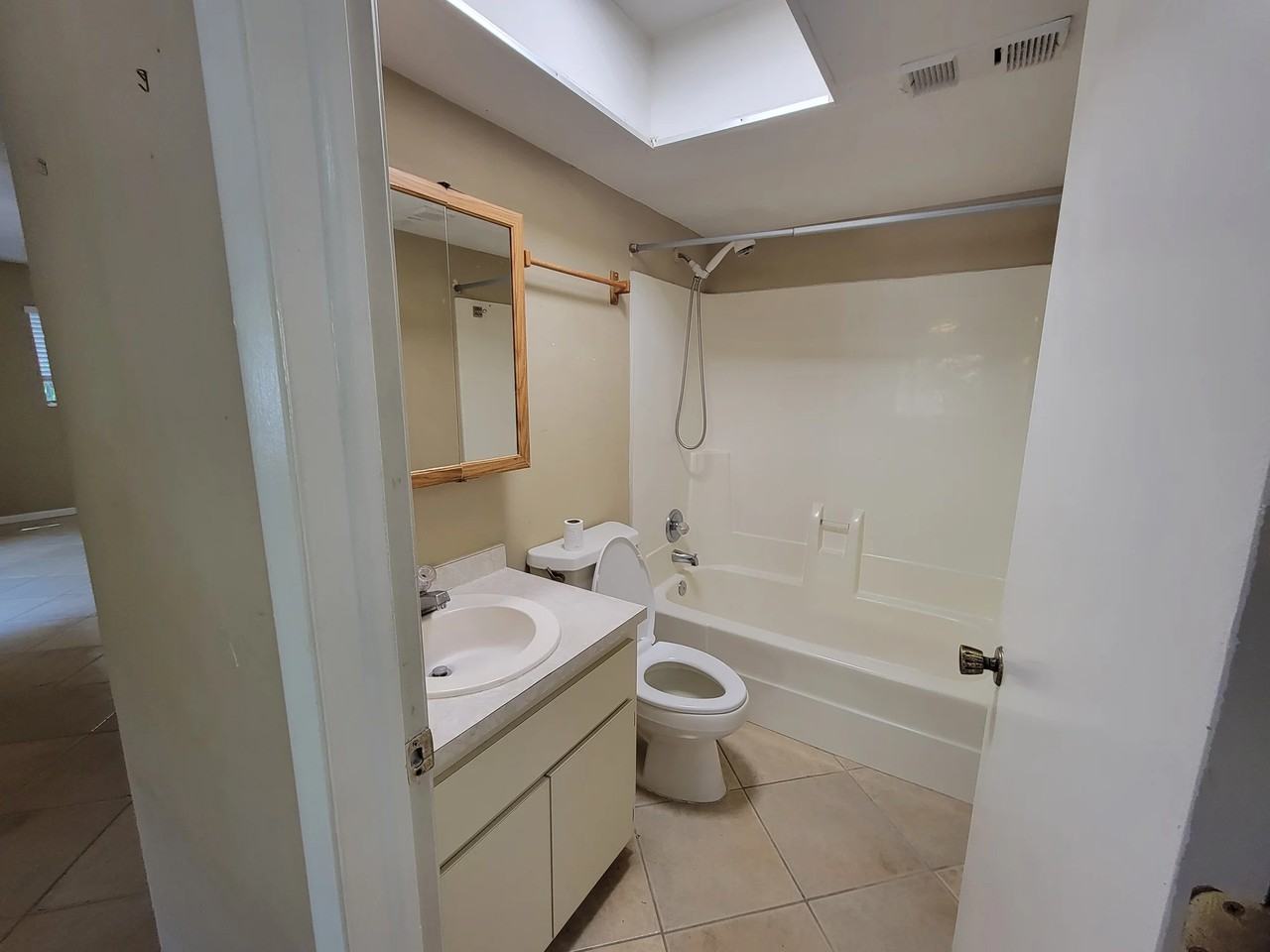 7752 Tamara Lee Ct #103 - Photo 6 of 19