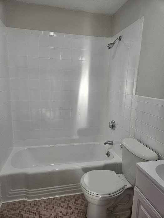 572 Cummins Hwy #12 - Photo 7 of 8