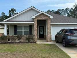 featured image of 6439 Eastland Cir