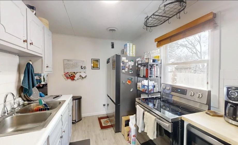 1101 S Cottage Grove Ave - Photo 6 of 20